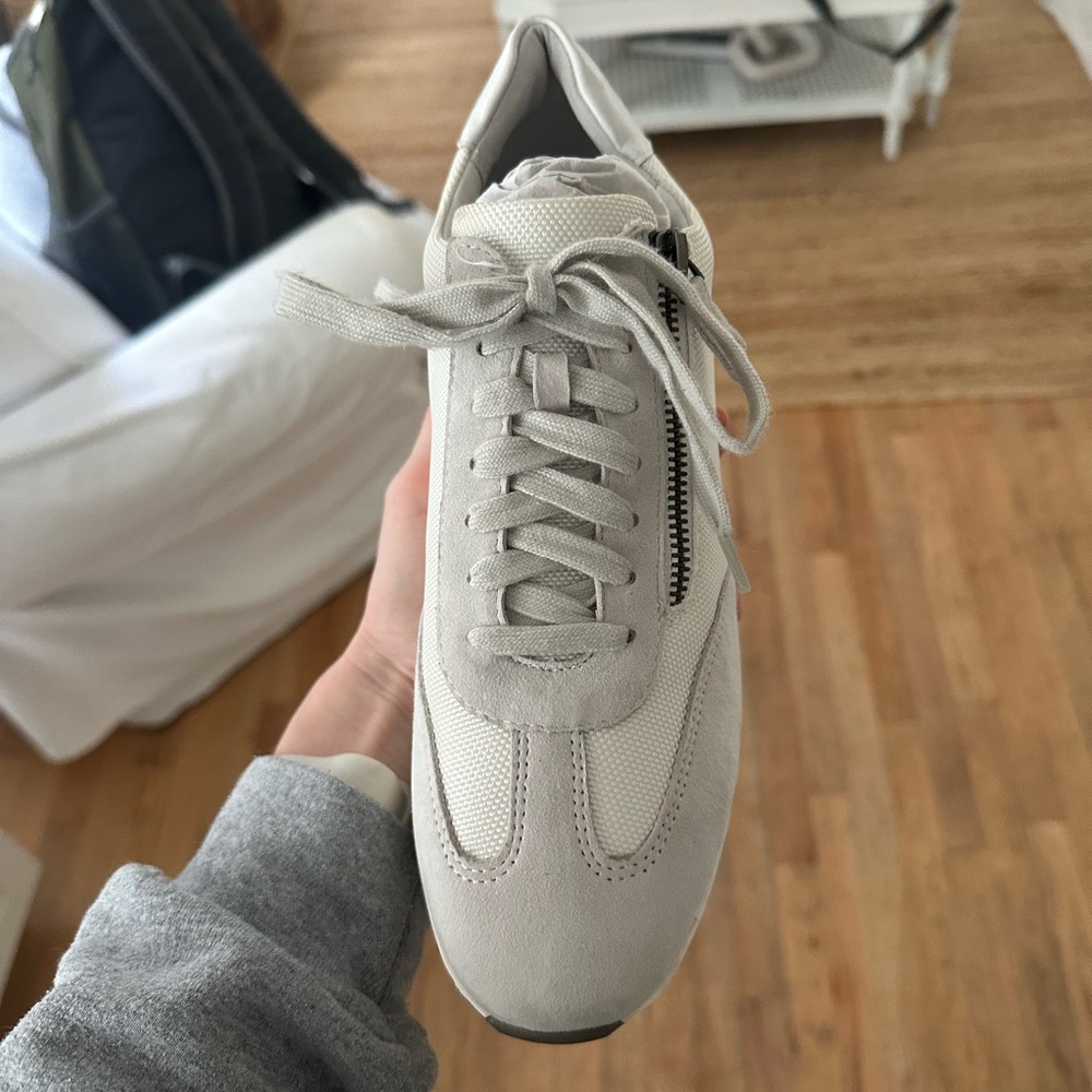 Johnston & Murphy Women's Cream Lace-Up Sneakers